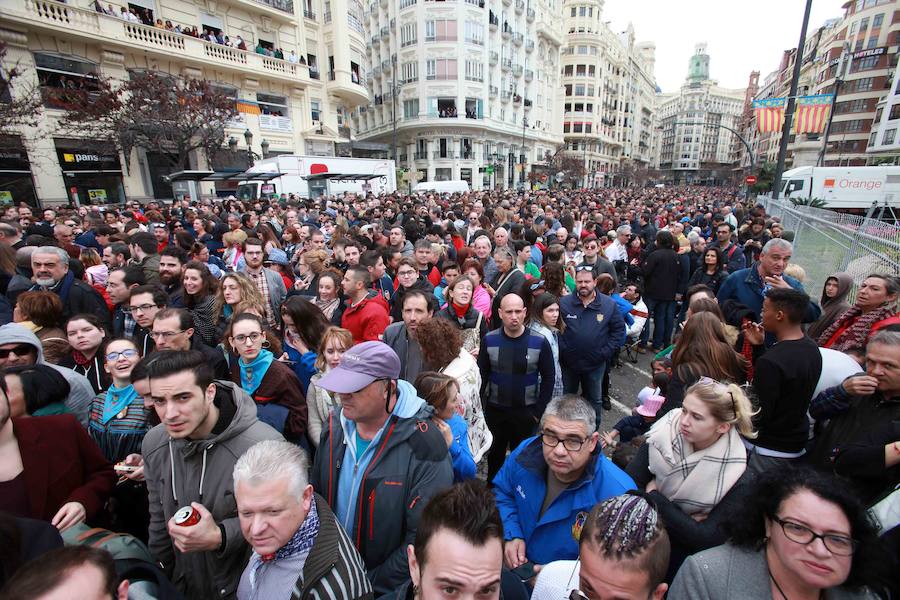 Fotos: Así ha sido la mascletà del primer domingo de marzo