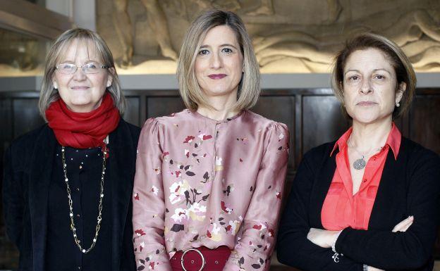 Las tres rectoras posan para Revista de Valencia.
