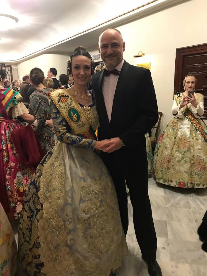 Convento Jerusalén-Matemático Marzal ha celebrado su 125 aniversario con una gala a través de la cual se ha hecho un repaso de la historia de la comisión. Al acto han acudido artistas falleros, falleras mayores e infantiles, así como miembros de la veterana comisión fallera.