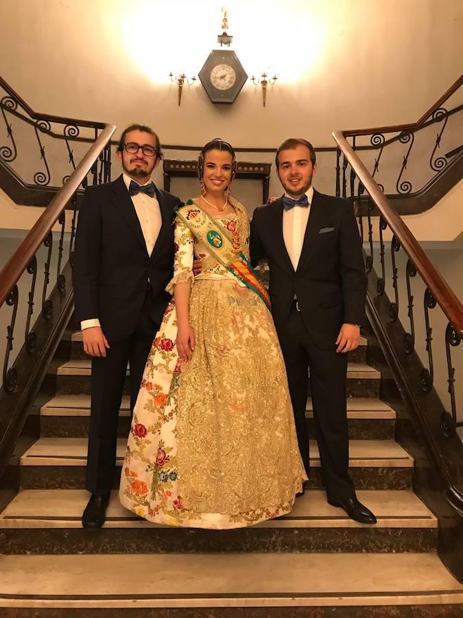 Convento Jerusalén-Matemático Marzal ha celebrado su 125 aniversario con una gala a través de la cual se ha hecho un repaso de la historia de la comisión. Al acto han acudido artistas falleros, falleras mayores e infantiles, así como miembros de la veterana comisión fallera.