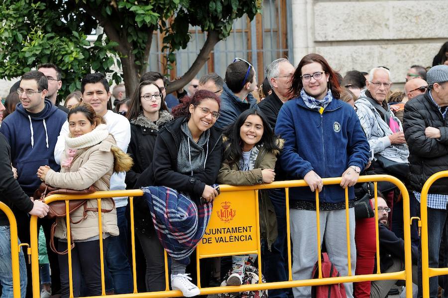 Fotos: Búscate en la mascletà de hoy, 5 de marzo, de Nadal-Martí