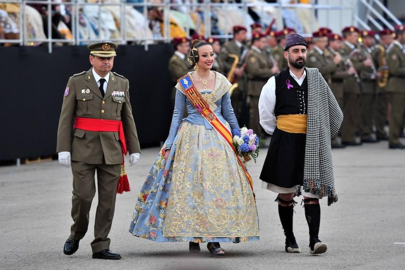 Fotos: Homenaje a las Fallas de las Fuerzas Armadas