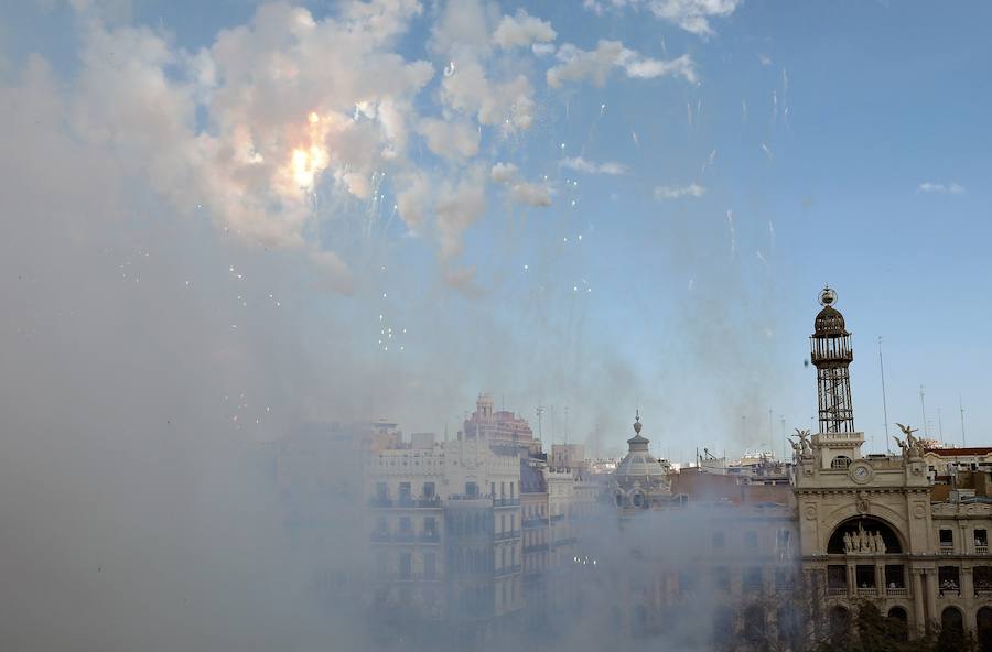Fotos: Fotos mascletà sábado 10 de marzo a cargo de Hermanos Caballer
