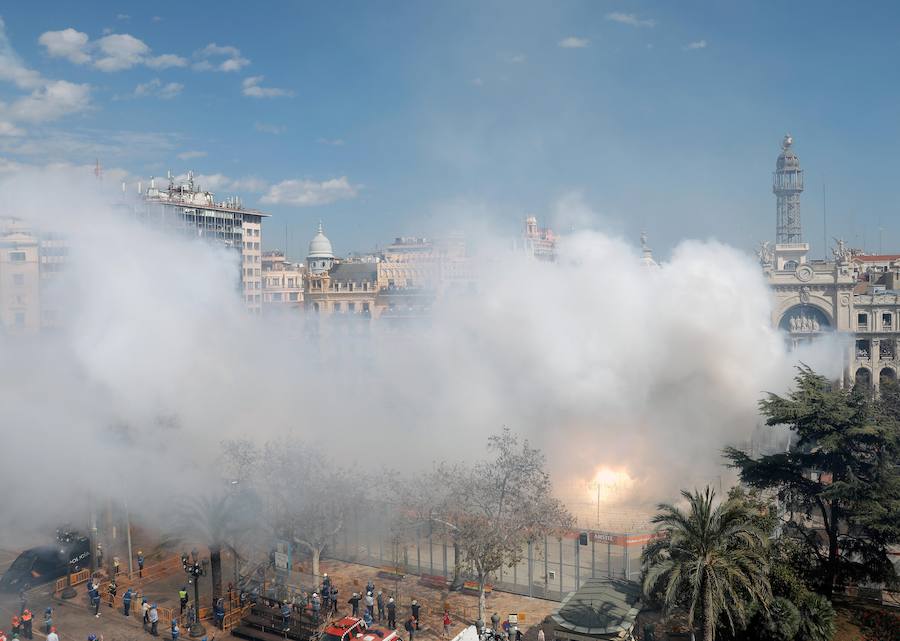 Fotos: Fotos mascletà sábado 10 de marzo a cargo de Hermanos Caballer