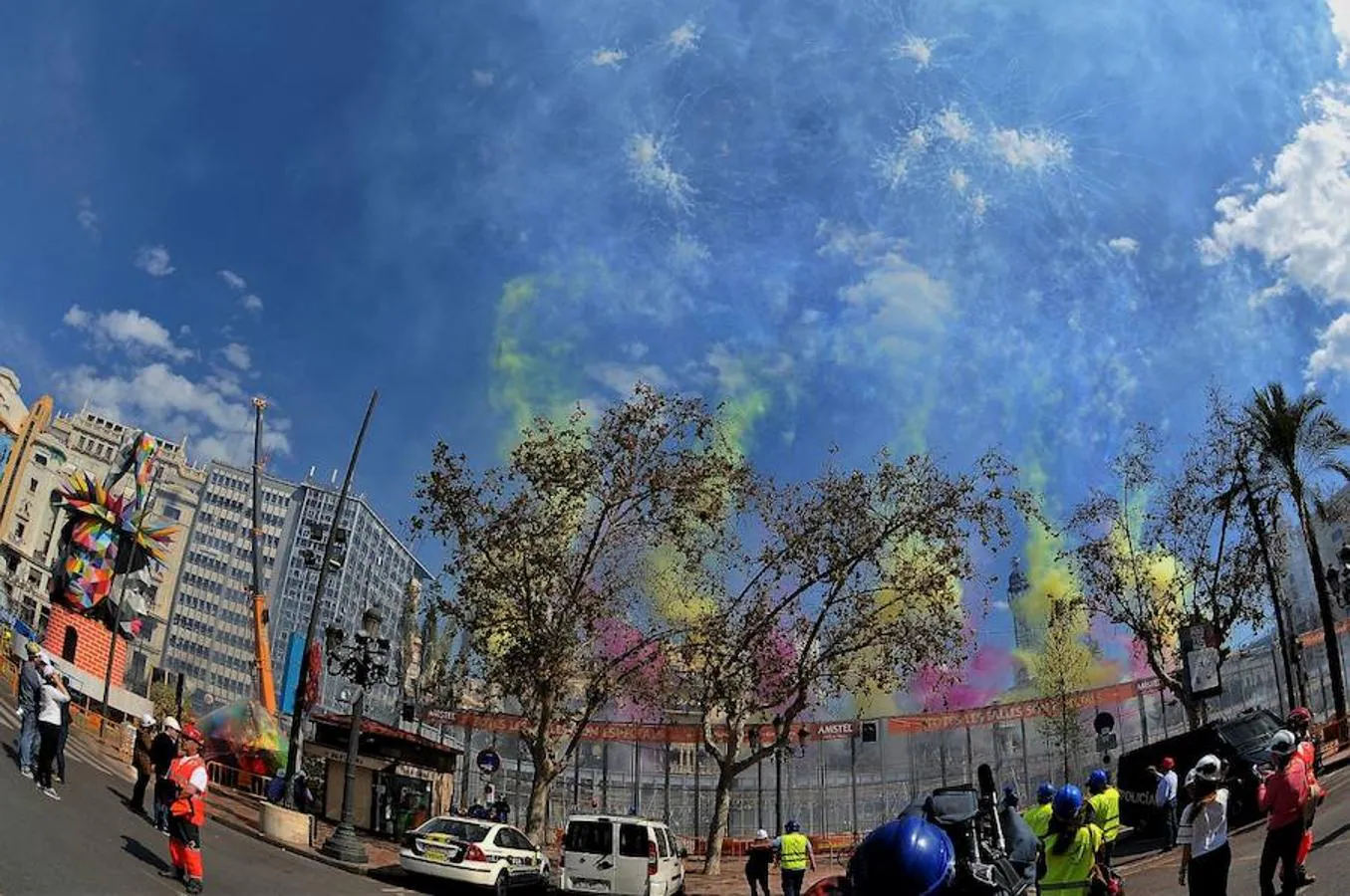 Fotos: Búscate en las mascletà de este sábado 10 de marzo