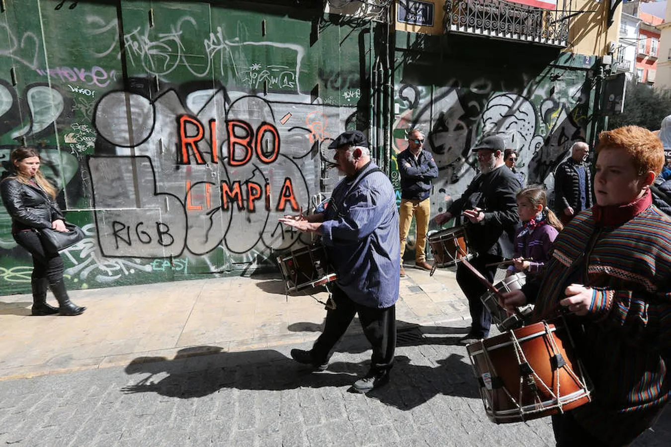 Fotos: Fotos de la concentración de dolçainers y tabaleters en homenaje a Joan Blasco