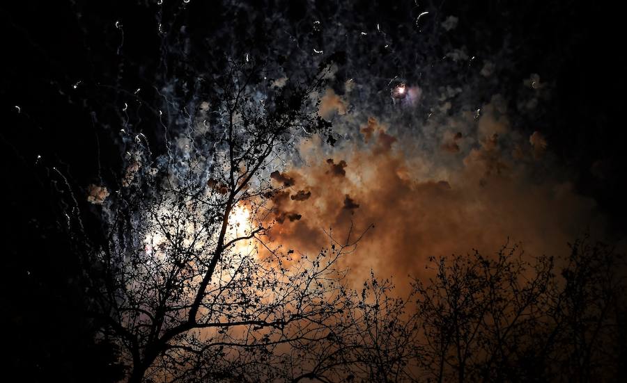 Fotos: Fotos de la mascletà nocturna del 10 de marzo