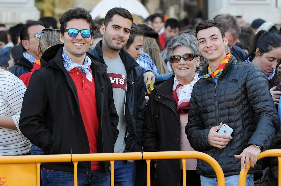 Fotos: Búscate en las mascletà del 13 de marzo a cargo de Pirotecnia Crespo de Alzira