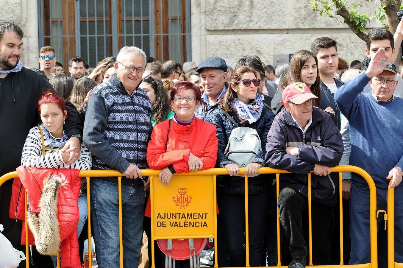 Fotos: Búscate en la mascletà del 15 de marzo de Ricardo Caballer (Ricasa)