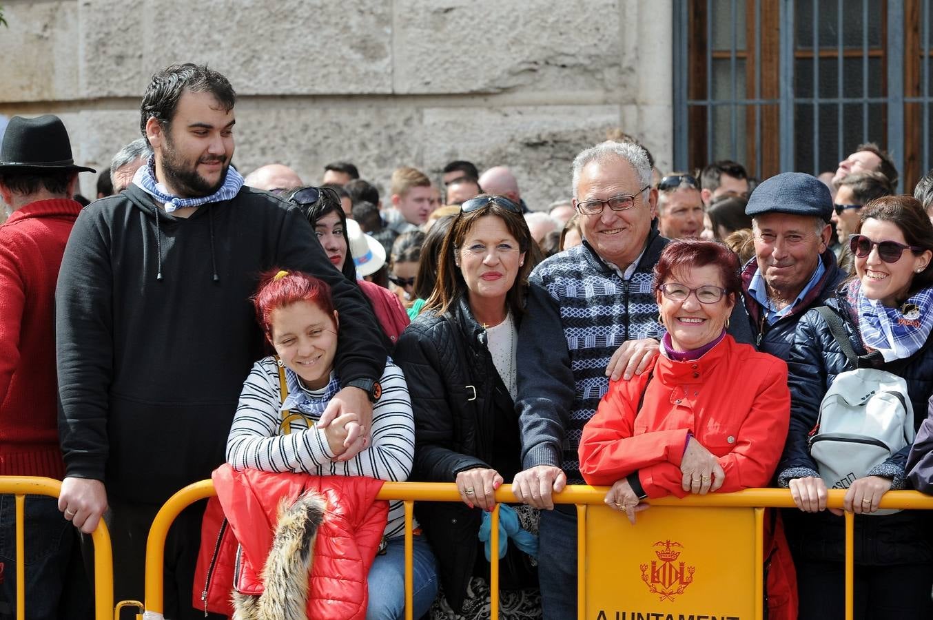 Fotos: Búscate en la mascletà del 15 de marzo de Ricardo Caballer (Ricasa)