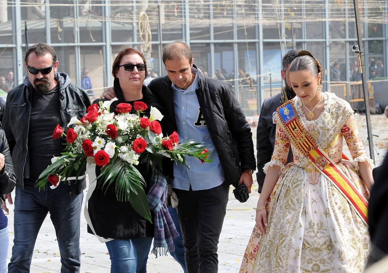 Fotos: Búscate en la mascletà del 15 de marzo de Ricardo Caballer (Ricasa)