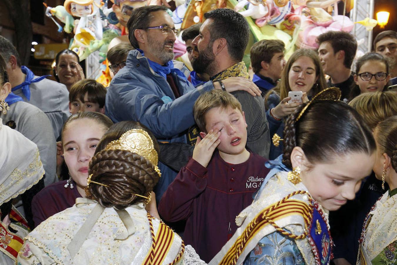 La comisión del Eixample consigue el oro de la máxima categoría con la obra de Iván Tortaja que lleva por lema 'Mira dentro'.