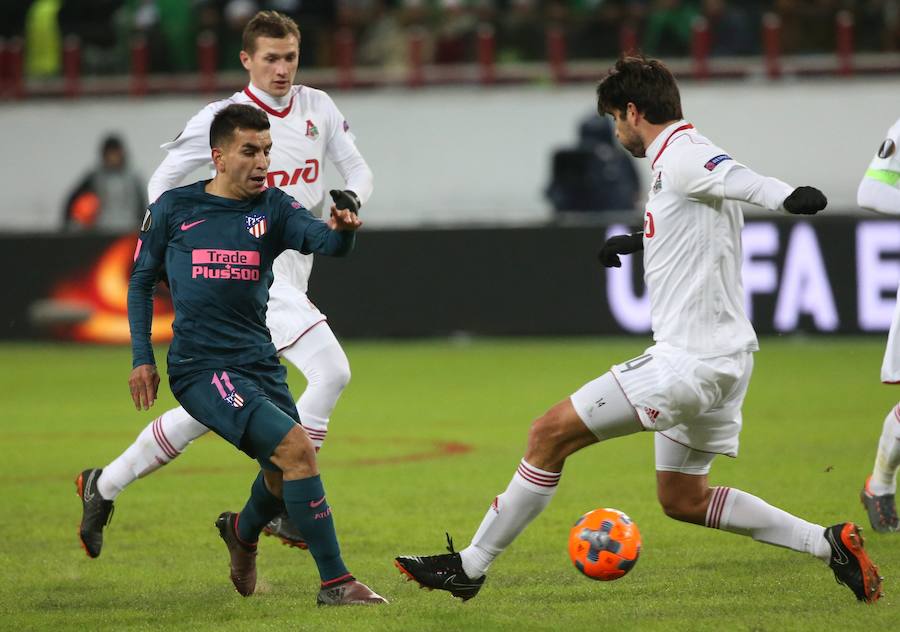 El Atlético golea al Lokomotiv en un partido que dejó la lesión de Filipe Luis y el estreno goleador de Torres en la Europa League como rojiblanco. Correa, Saúl y Griezmann, con una obra de arte, completaron el abultado resultado.