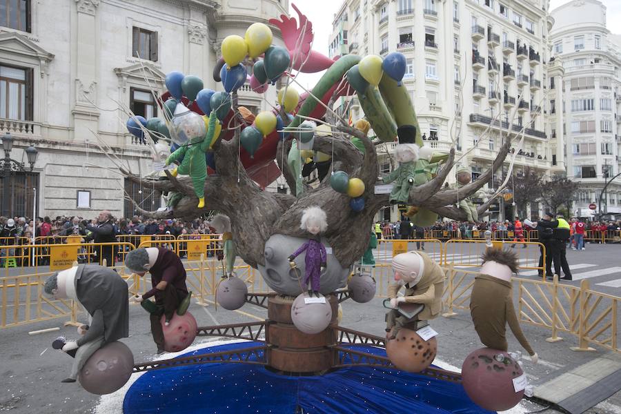 Fotos: Así es la falla municipal infantil de las Fallas 2018