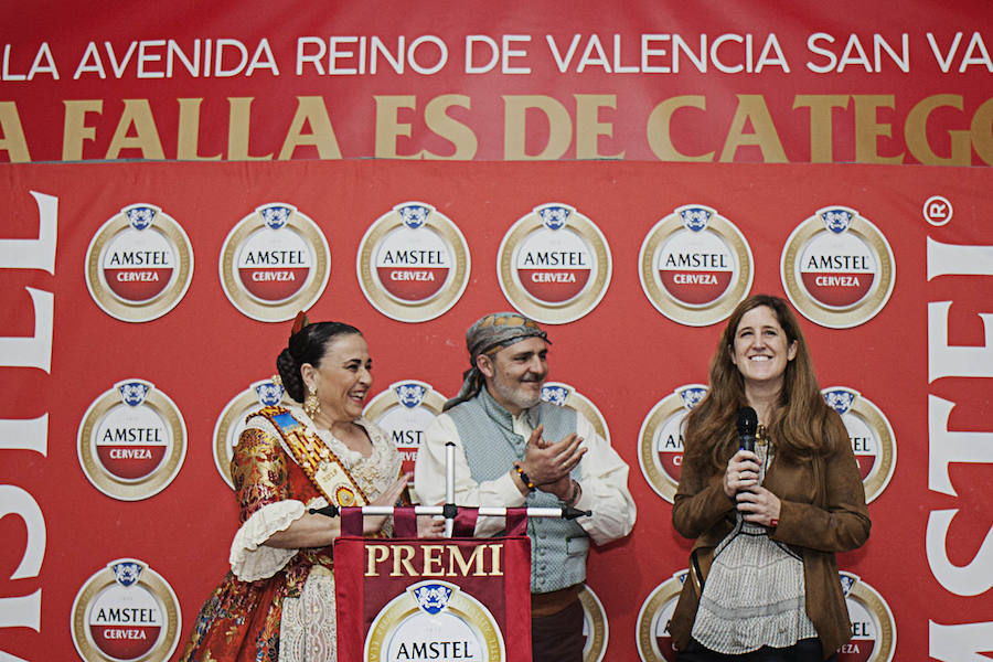 Dolores Carmen Bernal, Fallera Mayor 2018 Falla Avenida Reino de Valencia-San Valero; Santiago Serrano, Presidente de la Falla Avenida Reino de Valencia-San Valero; Lucía López-Rua, Directora de Marketing de Amstel.