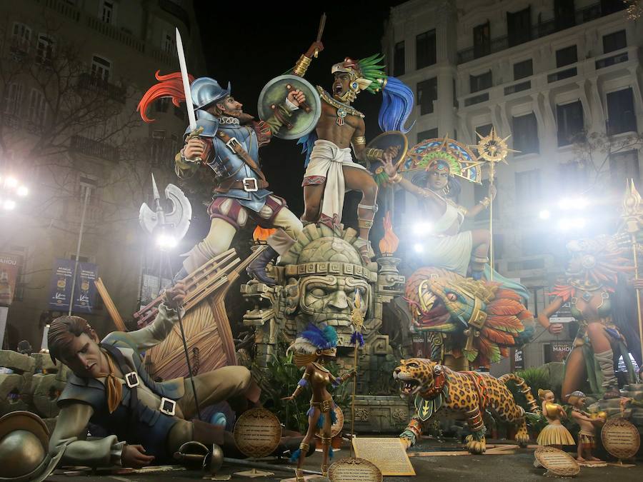 Falla Almirante Cadarso - Conde Altea. Artista: Manuel Algarra. Lema: En busca del dorado.