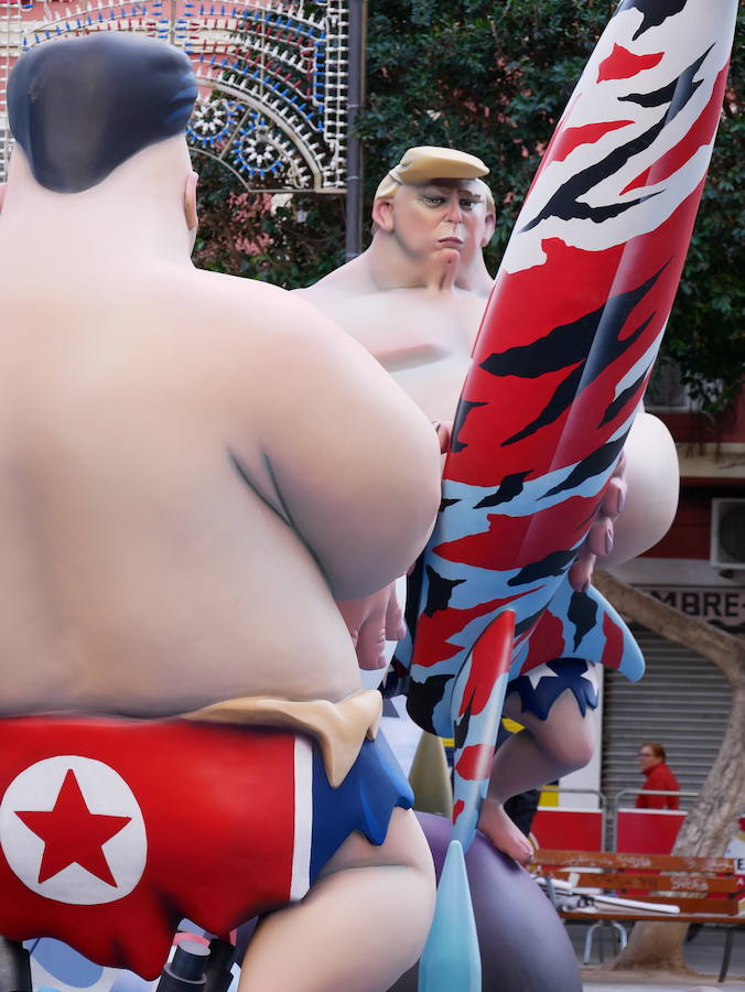 Kim Jong-un y Donald Trump en la Falla Sueca-Literato Azorín. 