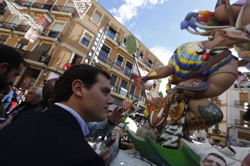 Fotos: Fotos de Albert Rivera en las Fallas de Valencia