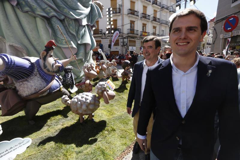 Fotos: Fotos de Albert Rivera en las Fallas de Valencia