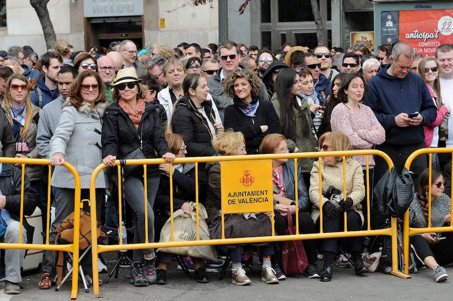 Fotos: Búscate en la mascletà del 19 de marzo de las Fallas 2018