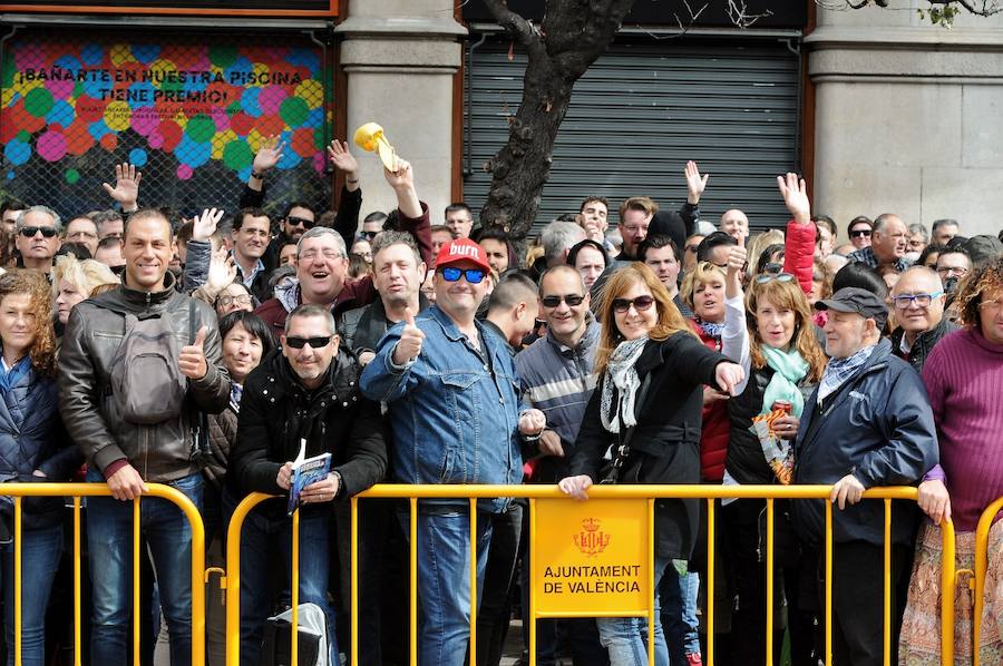 Fotos: Búscate en la mascletà del 19 de marzo de las Fallas 2018