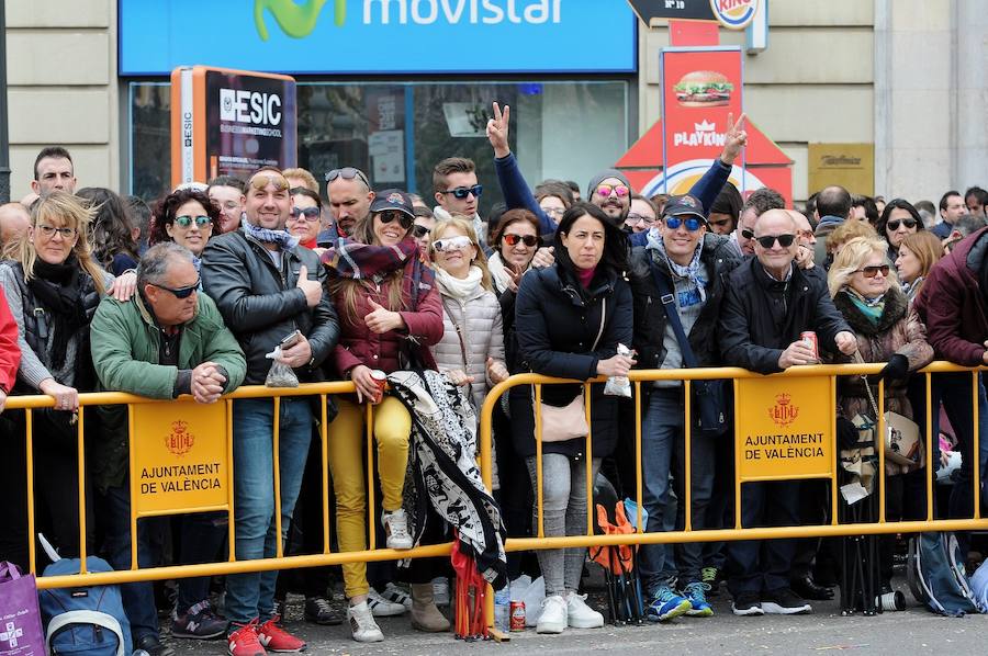 Fotos: Búscate en la mascletà del 19 de marzo de las Fallas 2018