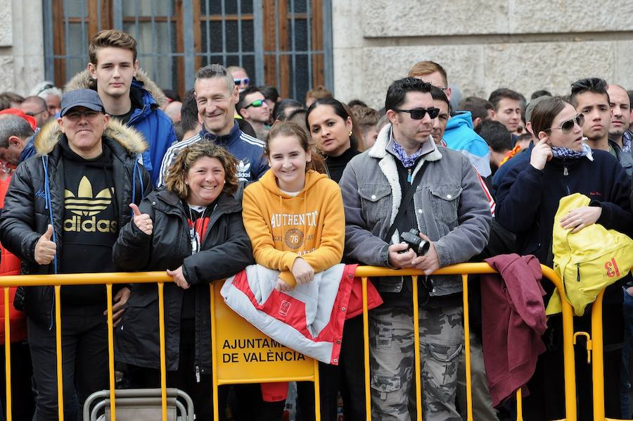 Fotos: Búscate en la mascletà del 19 de marzo de las Fallas 2018