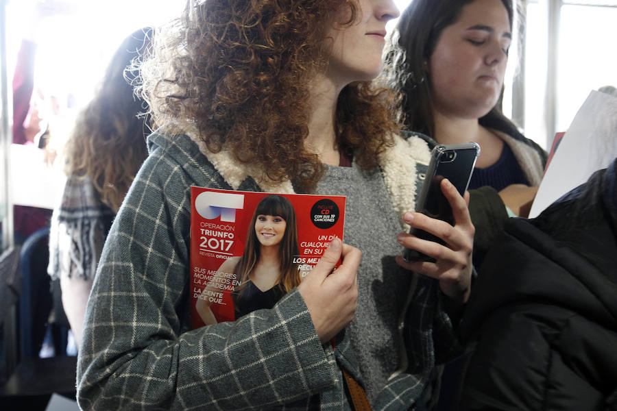 La triunfita arrasa en su visita a El Corte Inglés de Nuevo Centro