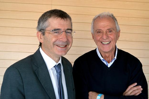 El gerente, Luis Carretero, con Alfredo Moreno. 