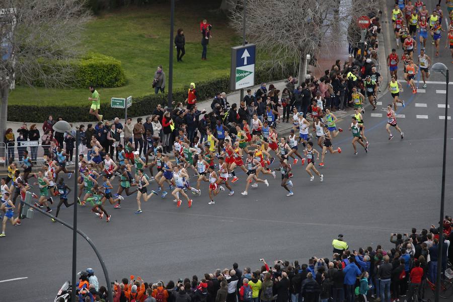 Fotos: Todas las fotos de la carrera Media maratón valencia 2018