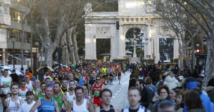 Fotos: Todas las fotos de la carrera Media maratón valencia 2018