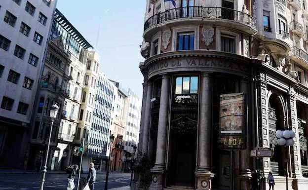 La Comunitat reúne en abril a los accionistas de CaixaBank, Sabadell y Bankia