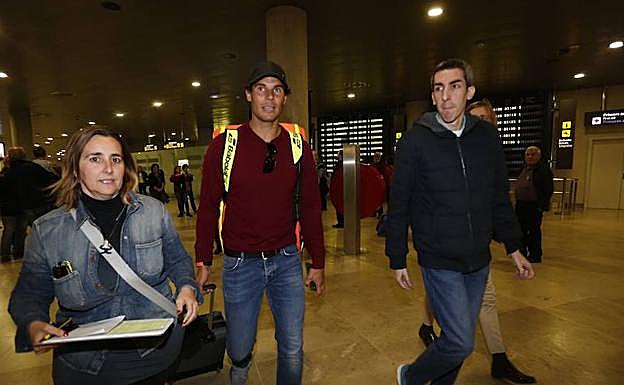 Nadal, en el aeropuerto de Manises. 