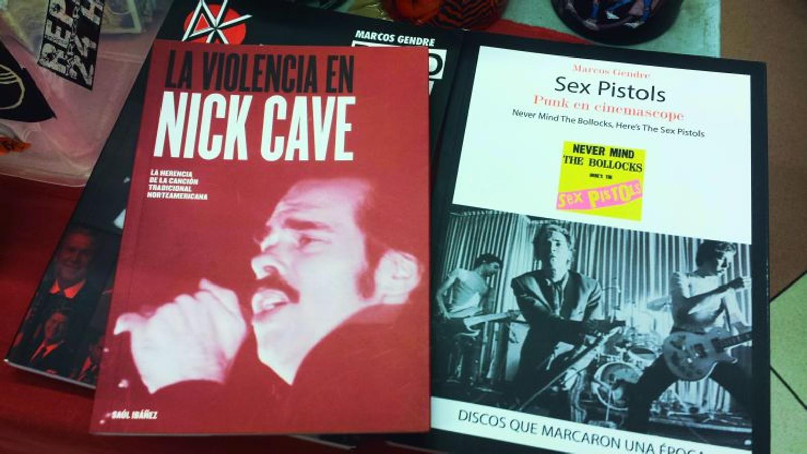 Y por si todavía quieres saber más de Nick Cave o de otros artistas como Sex Pistols, también hay libros para profundizar sobre lo que hay detrás de su música.