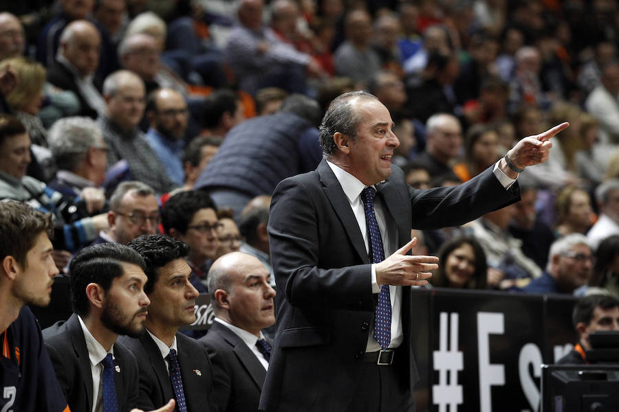 Estas son las imágenes que deja el partido de la última jornada de Euroliga, que ha terminado con victoria del conjunto taronja