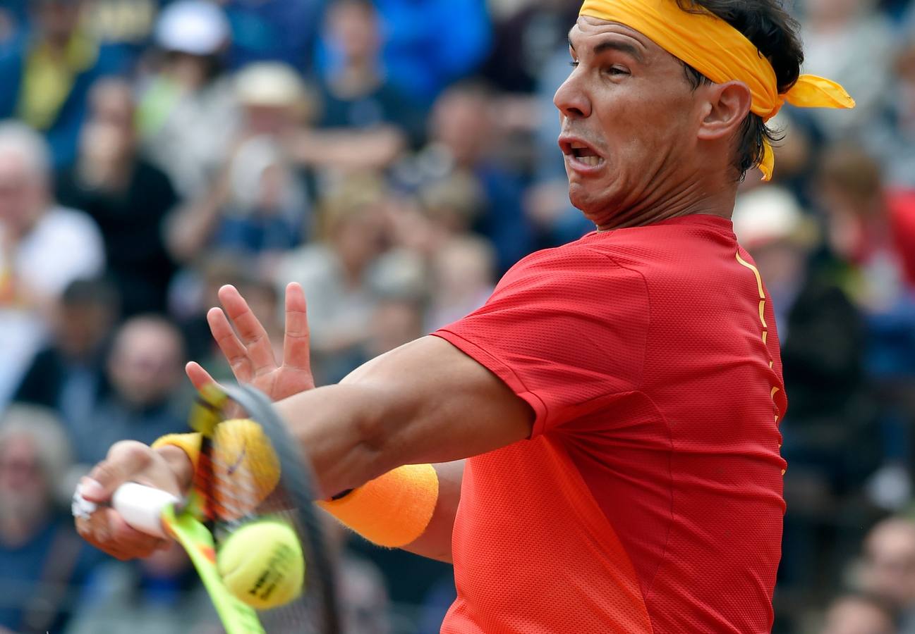 Rafa Nadal y Philipp Kohlschreiber, los protagonistas del segundo partido de la elminatoria de la Copa Davis entre España y Alemania. 