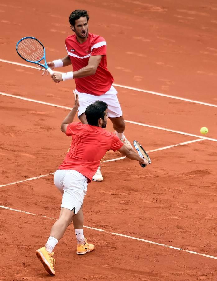 Fotos: Fotos del duelo de dobles en la Copa Davis