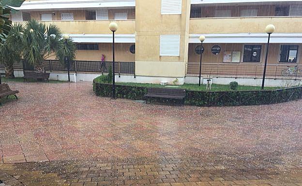 Granizo en Canet d'En Berenguer.
