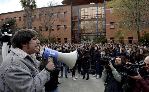 Protestas en la URJC por el caso Cifuentes.