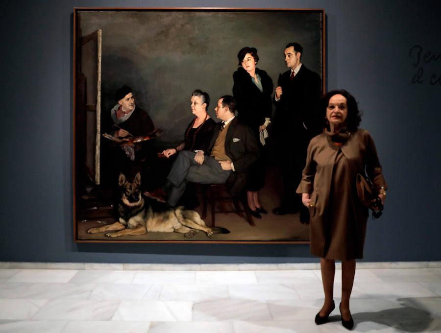 La Fundación Bancaja acoge hasta el próximo mes de agosto la muestra 'Zuloaga. Carácter y emoción', que recorre a través de más de 60 lienzos, una veintena de ellos inéditos, la trayectoria de este pintor clave de finales del siglo XIX y principios del XX, desde que con 18 años llegara a París para formarse hasta su fallecimiento en 1945, gracias a la colaboración de 29 prestadores.