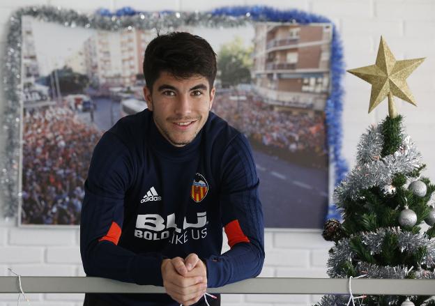 Carlos Soler. 