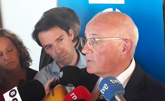 Josep Oliu, presidente del Banco Sabadell, en Valencia.