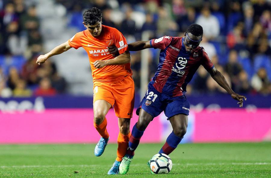 Estas son las imágenes que deja el partido de la jornada 33 de Liga en el Ciutat de València