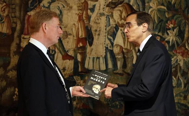 Wood y Cordeiro, los ingenieros autores del libro 'La muerte de la muerte'. 