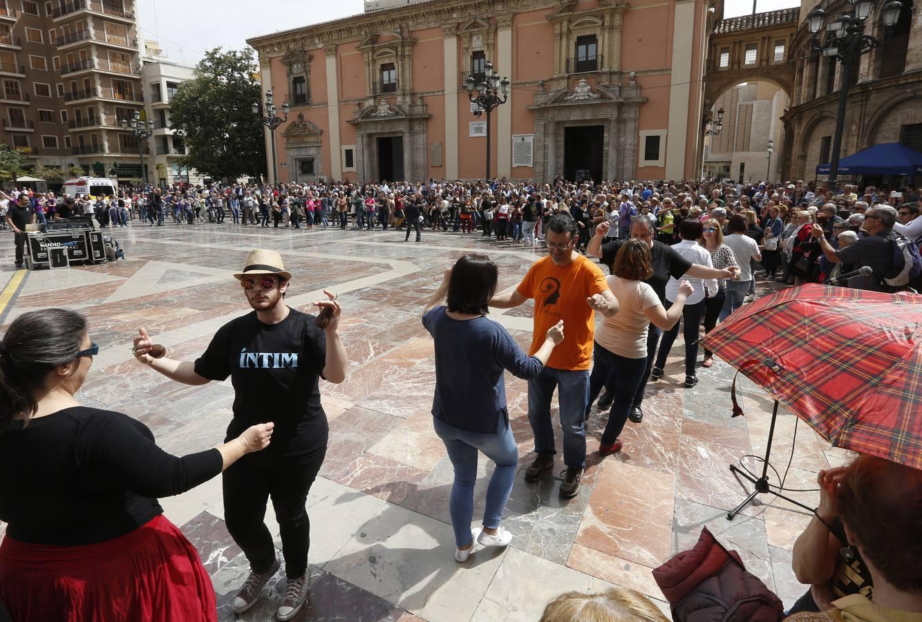 El acto ha conmemorado el 25 de abril