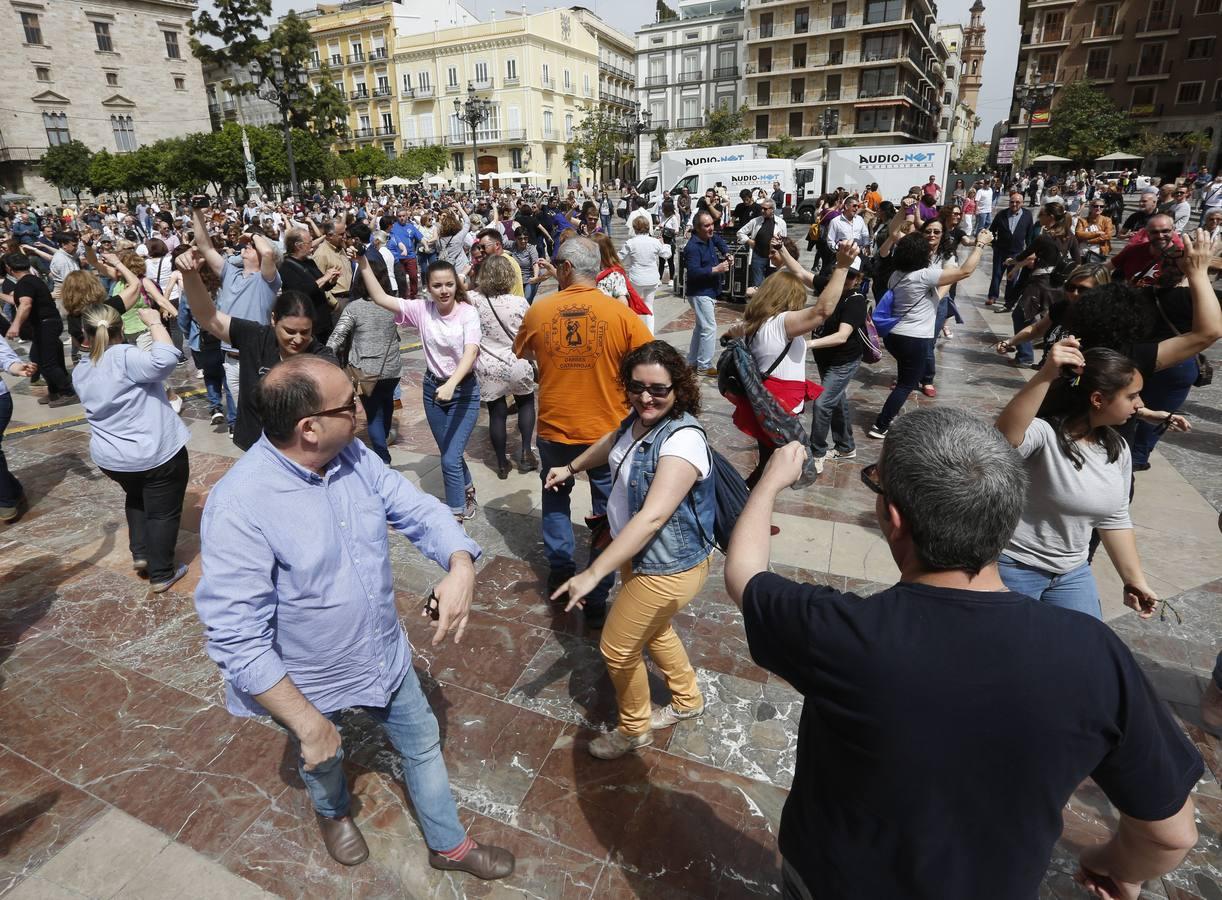 El acto ha conmemorado el 25 de abril