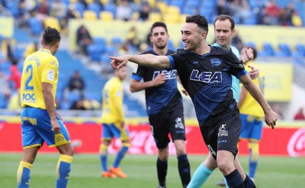 Las Palmas desciende a Segunda y el Alavés sella la permanencia 