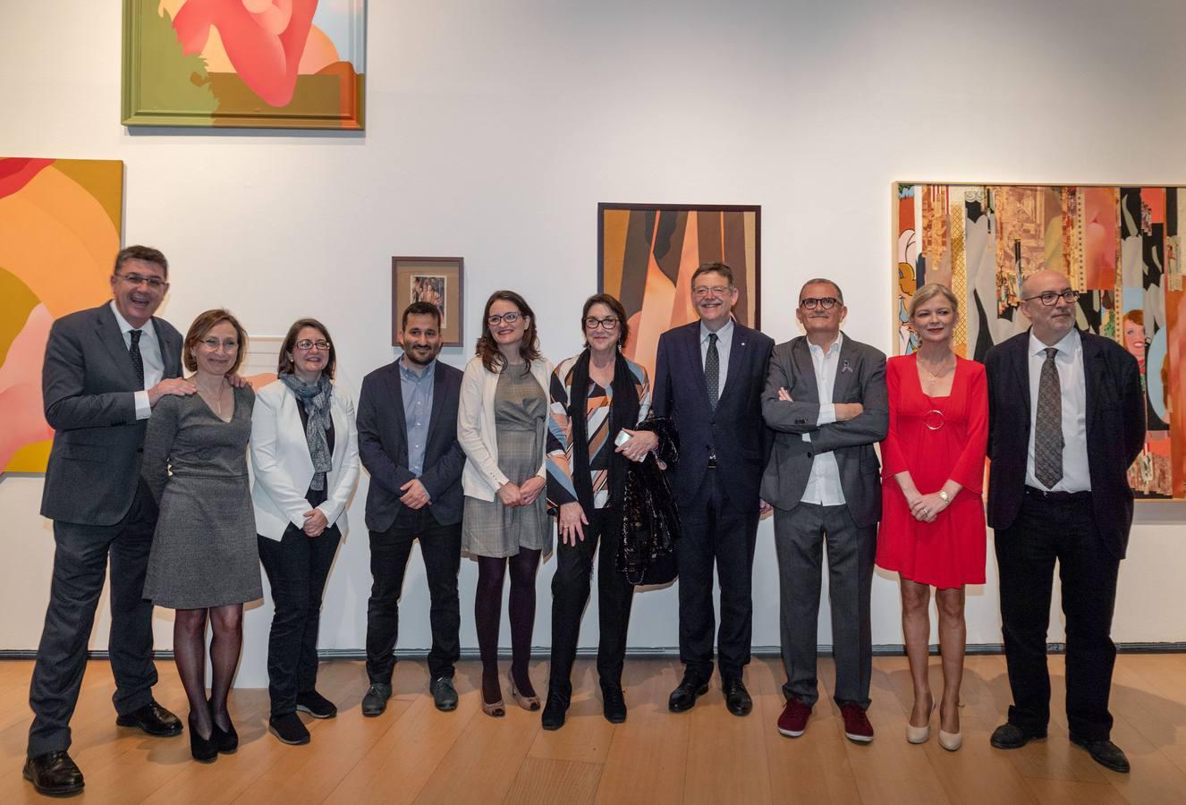 Al evento han asistido, además del presidente de la Generalitat, Ximo Puig, la vicepresidenta, Mónica Oltra, el president de les Corts, Enric Morera, el conseller de Cultura, Vicent Marzà y los consellers de Justícia, Gabriela Bravo, y de Transparència, Manuel Alcaraz, muchas de las artistas presentes en la muestra: Ángela García, Carmen Calvo, Soledad Sevilla, Rosa Torres, Victoria García, Monika Buch, Aurora Valero, Isabel Oliver y Ana Torralva, entre otros.