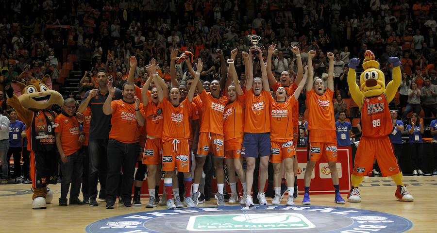 Fotos: El Valencia Basket femenino consigue el ascenso a la primera división