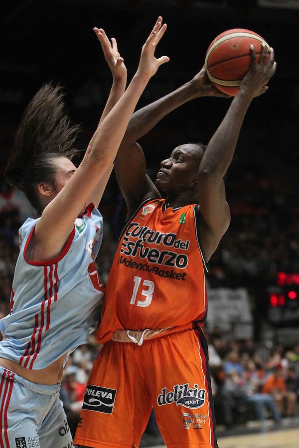 Fotos: El Valencia Basket femenino consigue el ascenso a la primera división